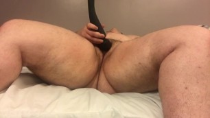 fat girl masturbating with lilo wand