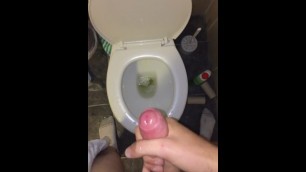 Solo guy blows a huge load